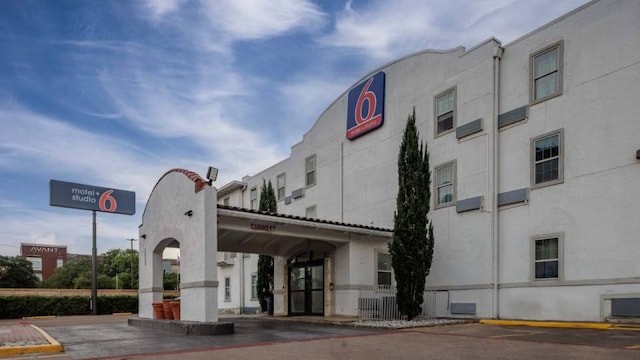 Motel 6 Dallas, TX - Downtown